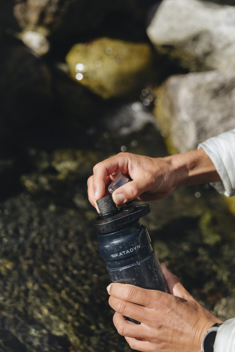 Бутылка-фильтр Katadyn BeFree AC Bottle 0.7 л Smoke